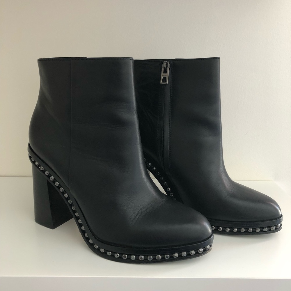 Coach Justina Bootie 7.5